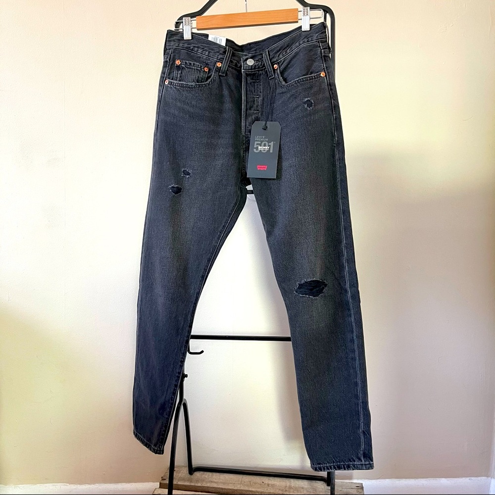 Levi’s Black 501 Skinny Jean 28x28